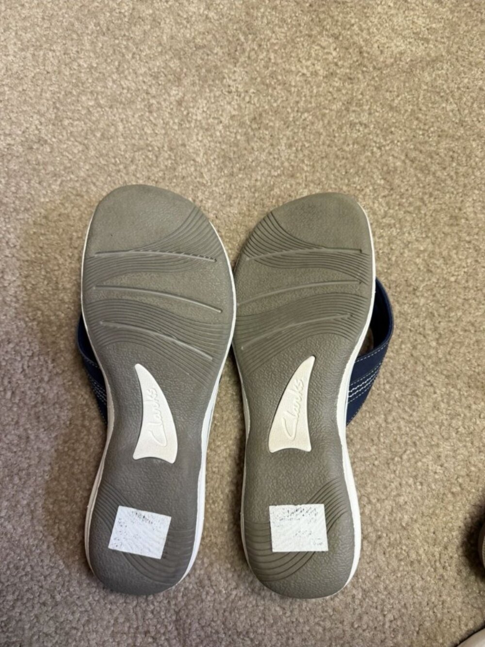 Clark’s Sandals, Flip Flops, Navy Blue Adjustable Cloudsteppers, Size 11 Womens - Picture 4 of 4